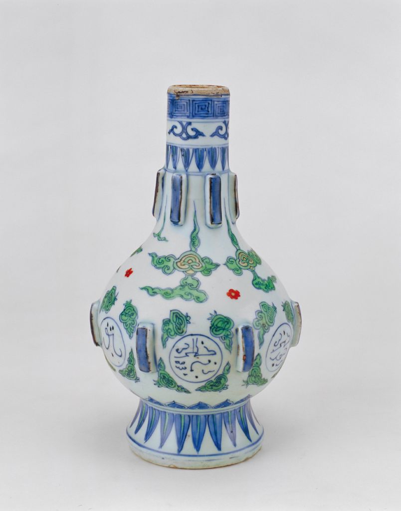 图片[1]-Colorful Arabic halberd bottle-China Archive